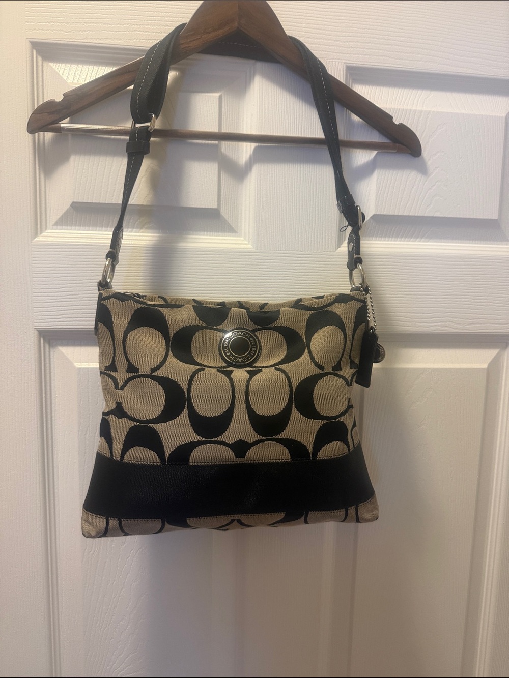 Vintage Coach Black & white Signature Crossbody Bag EUC